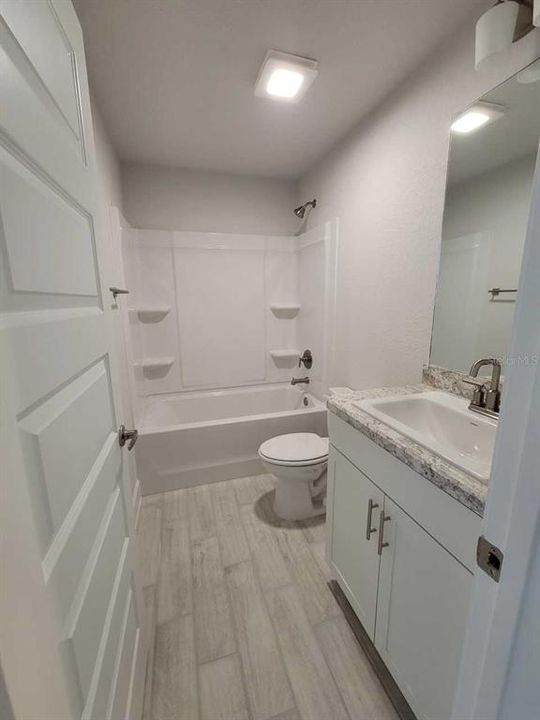 For Sale: $372,550 (4 beds, 3 baths, 2281 Square Feet)