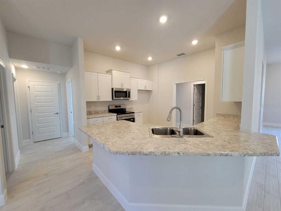 For Sale: $372,550 (4 beds, 3 baths, 2281 Square Feet)