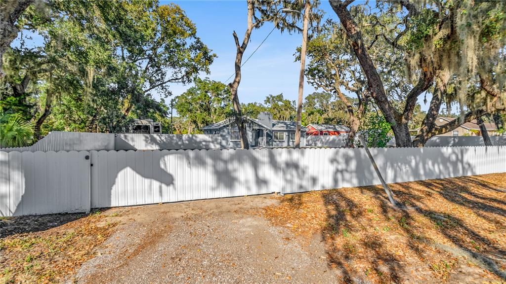 En Renta: $2,300 (3 camas, 1 baños, 1223 Pies cuadrados)