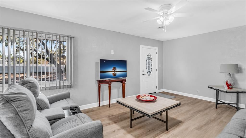 En Renta: $2,300 (3 camas, 1 baños, 1223 Pies cuadrados)