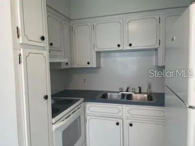 For Rent: $1,295 (1 beds, 1 baths, 600 Square Feet)