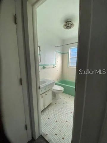 For Rent: $1,295 (1 beds, 1 baths, 600 Square Feet)