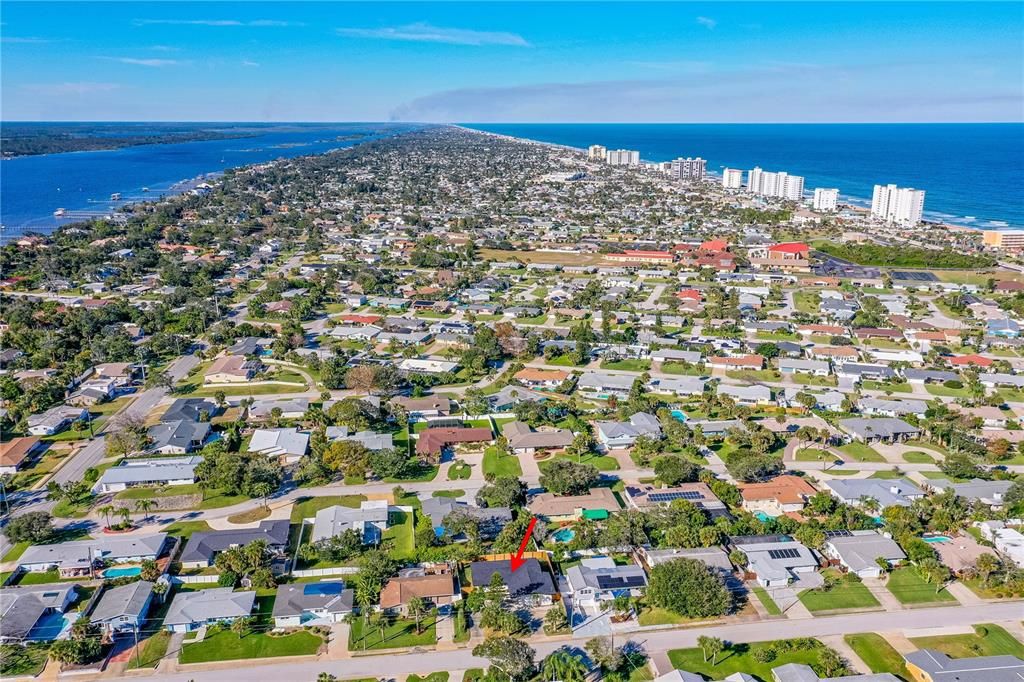 На продажу: $555,000 (3 спален, 2 ванн, 1605 Квадратных фут)