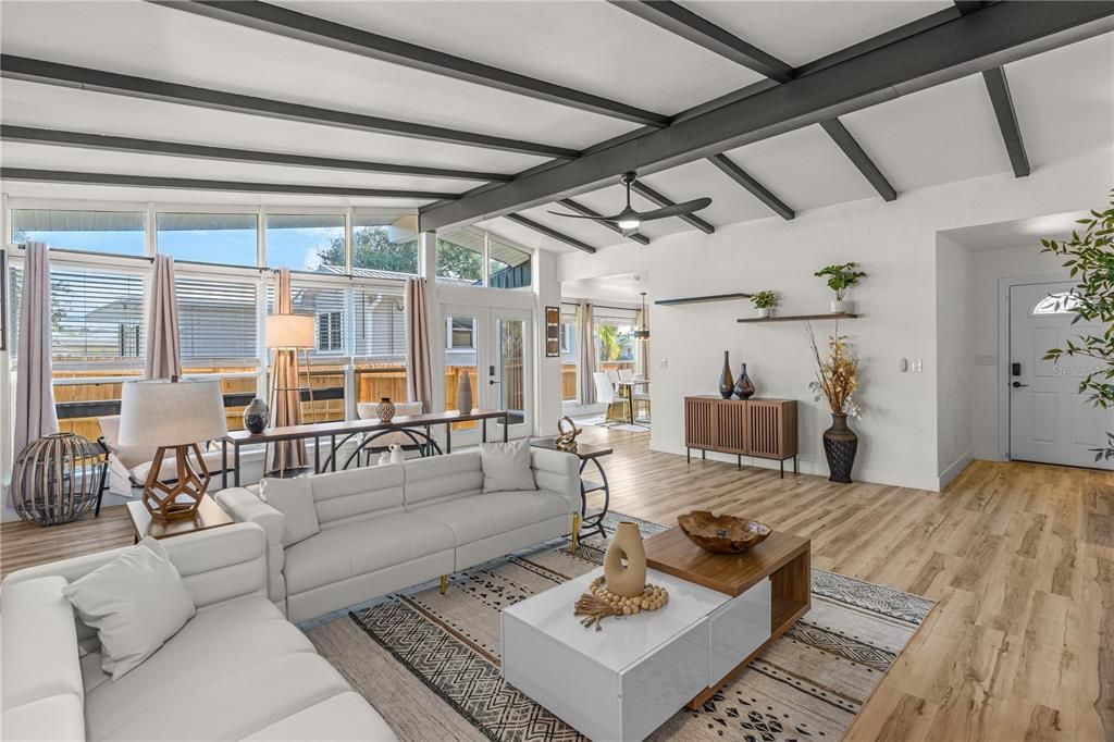 На продажу: $555,000 (3 спален, 2 ванн, 1605 Квадратных фут)