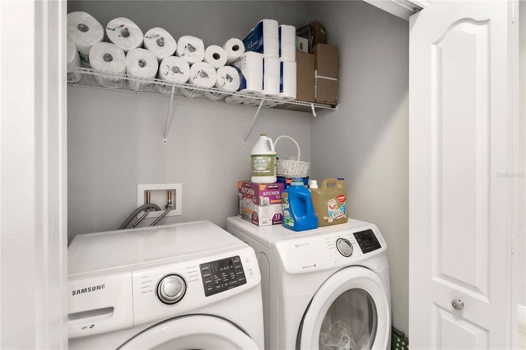 На продажу: $415,000 (3 спален, 3 ванн, 2069 Квадратных фут)