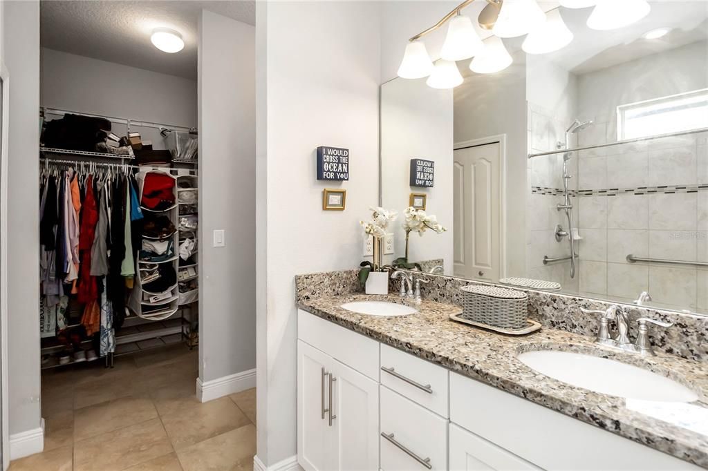 На продажу: $415,000 (3 спален, 3 ванн, 2069 Квадратных фут)