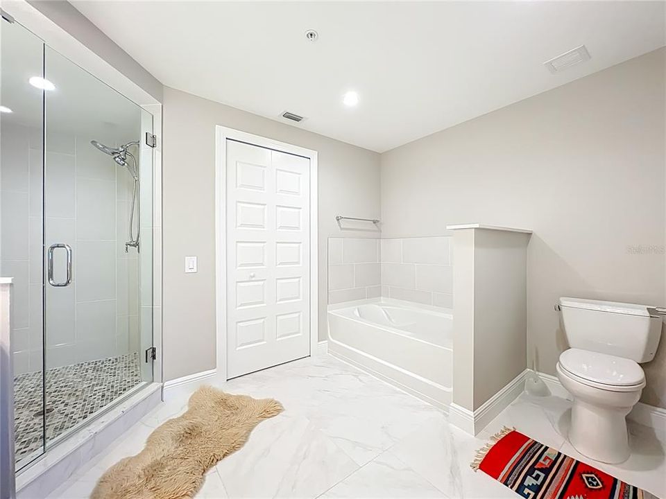 На продажу: $440,000 (3 спален, 3 ванн, 1568 Квадратных фут)