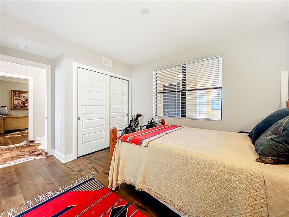 На продажу: $440,000 (3 спален, 3 ванн, 1568 Квадратных фут)