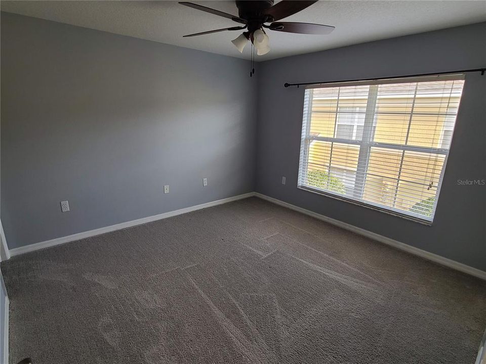 На продажу: $215,000 (3 спален, 2 ванн, 1302 Квадратных фут)