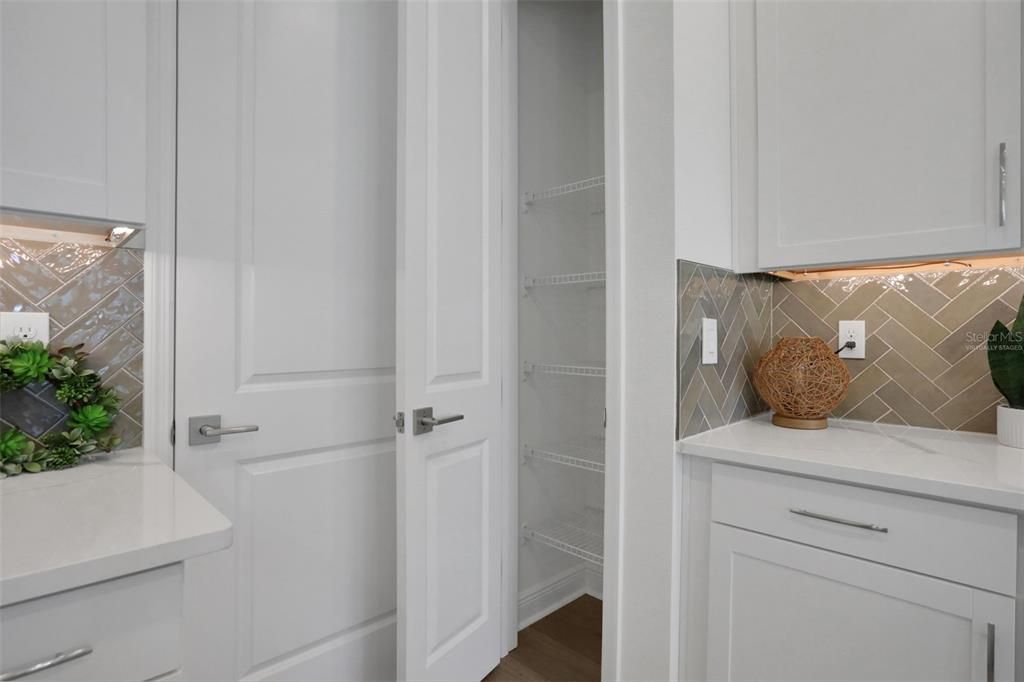 待售: $474,990 (3 贝兹, 2 浴室, 1696 平方英尺)