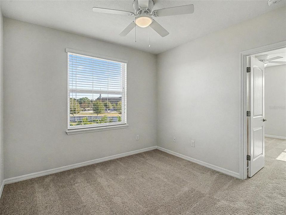 На продажу: $550,000 (4 спален, 2 ванн, 2725 Квадратных фут)