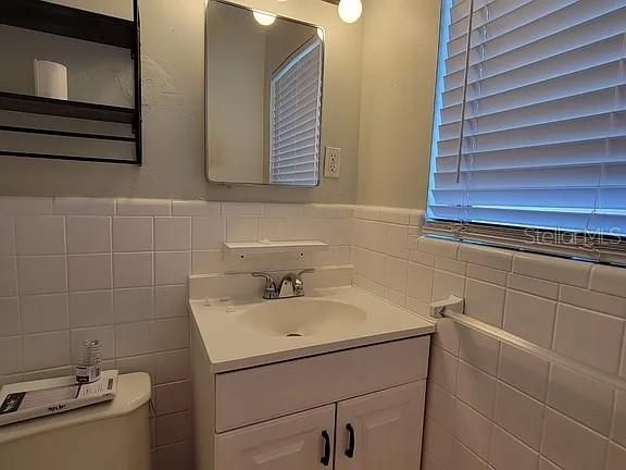 For Rent: $1,295 (1 beds, 1 baths, 400 Square Feet)