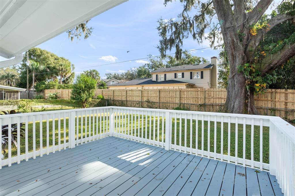 For Rent: $2,500 (3 beds, 2 baths, 1364 Square Feet)