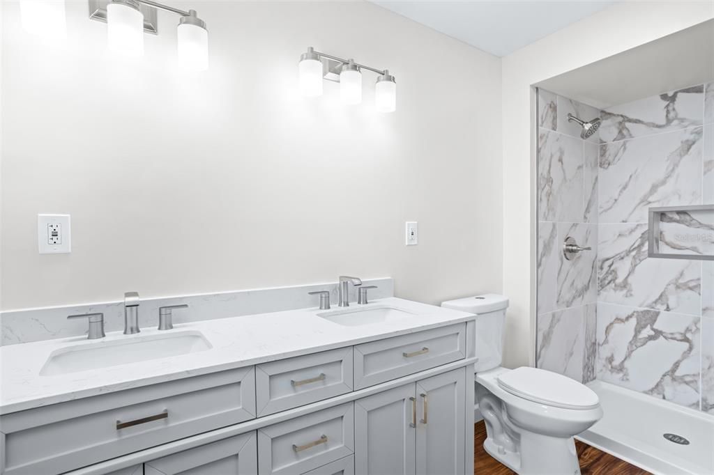 For Rent: $2,500 (3 beds, 2 baths, 1364 Square Feet)