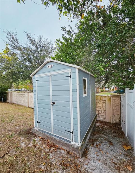 For Sale: $429,000 (3 beds, 2 baths, 1220 Square Feet)