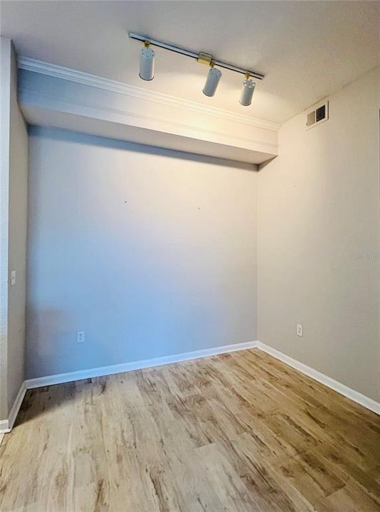 В аренду: $1,350 (1 спален, 1 ванн, 892 Квадратных фут)