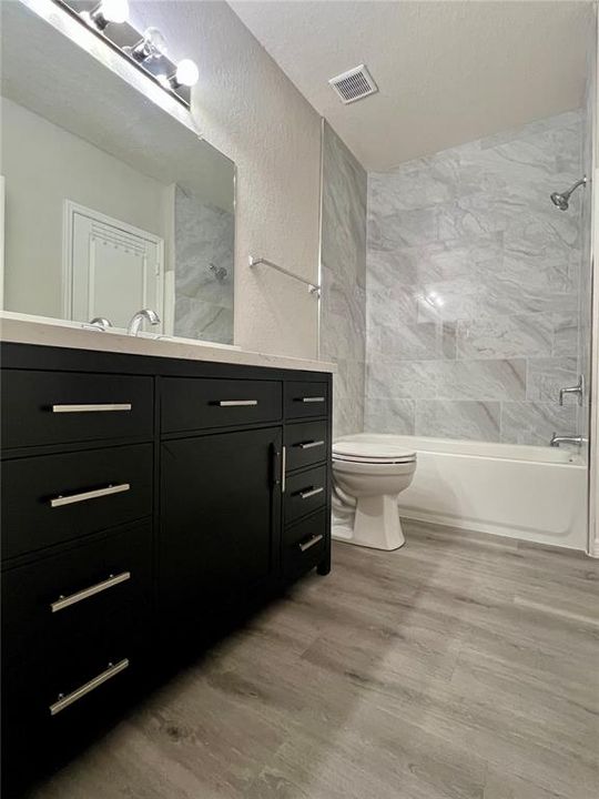 В аренду: $1,350 (1 спален, 1 ванн, 892 Квадратных фут)