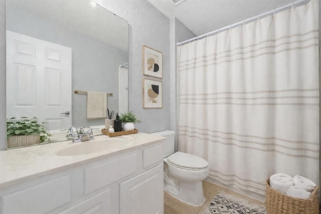 На продажу: $578,600 (5 спален, 3 ванн, 2756 Квадратных фут)