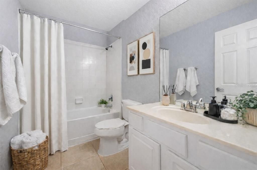 На продажу: $578,600 (5 спален, 3 ванн, 2756 Квадратных фут)