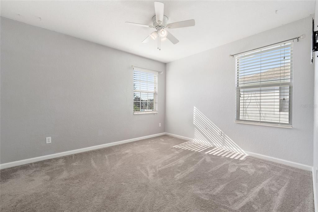 На продажу: $578,600 (5 спален, 3 ванн, 2756 Квадратных фут)