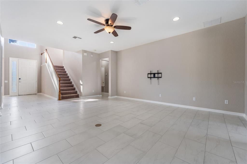 На продажу: $578,600 (5 спален, 3 ванн, 2756 Квадратных фут)