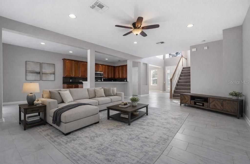 На продажу: $578,600 (5 спален, 3 ванн, 2756 Квадратных фут)