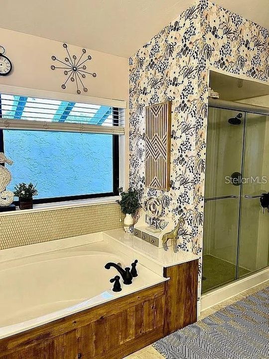 For Sale: $599,000 (3 beds, 2 baths, 2611 Square Feet)