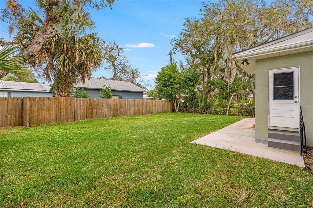 待售: $274,900 (4 贝兹, 2 浴室, 1402 平方英尺)