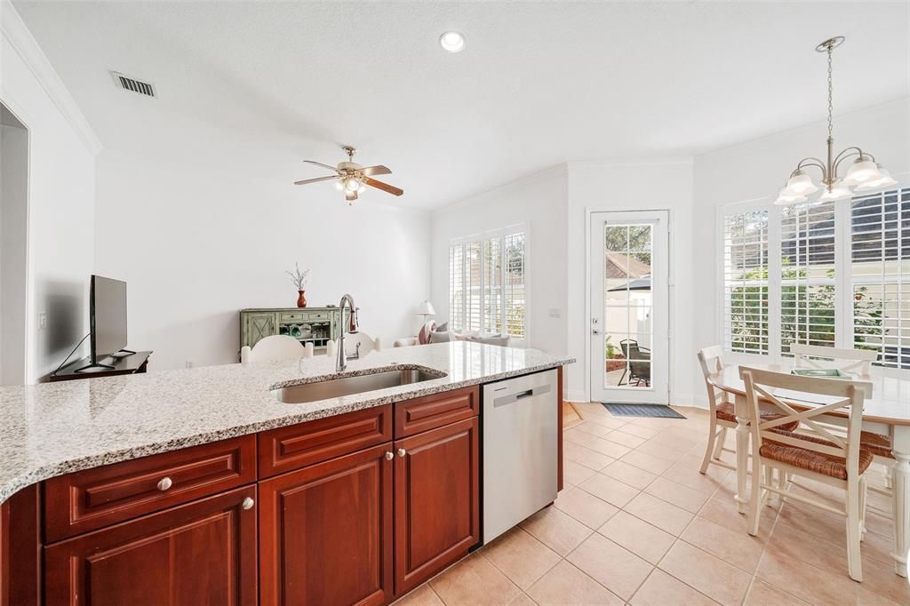 For Sale: $899,000 (4 beds, 3 baths, 2804 Square Feet)