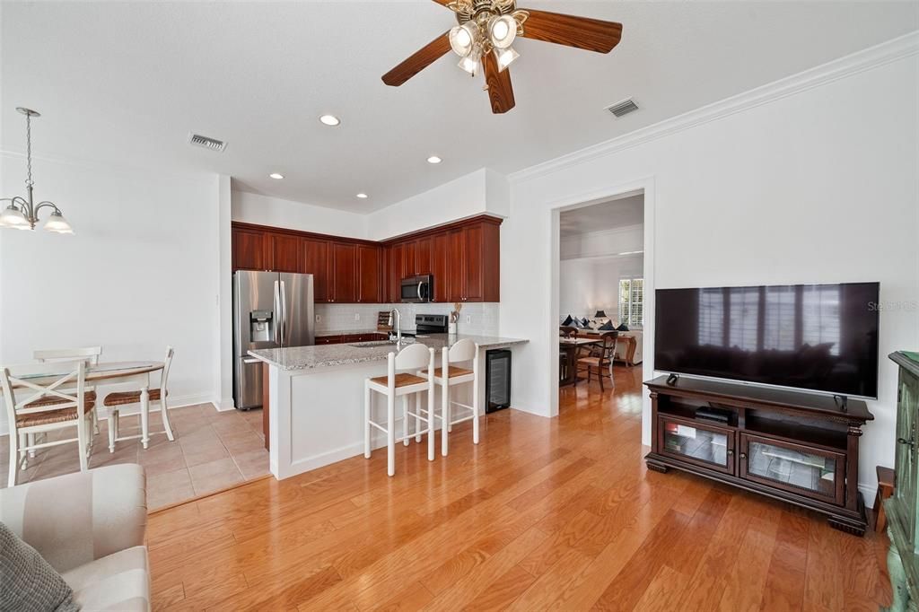 For Sale: $899,000 (4 beds, 3 baths, 2804 Square Feet)