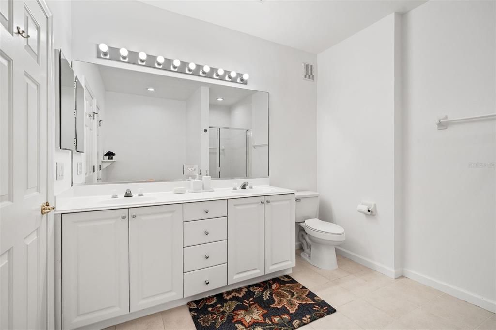 For Sale: $899,000 (4 beds, 3 baths, 2804 Square Feet)