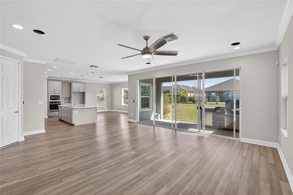 待售: $499,000 (4 贝兹, 2 浴室, 2810 平方英尺)