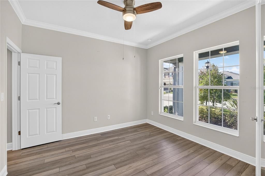 待售: $499,000 (4 贝兹, 2 浴室, 2810 平方英尺)