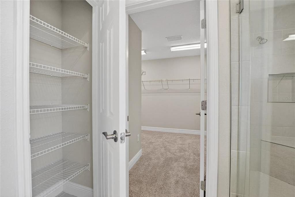 待售: $499,000 (4 贝兹, 2 浴室, 2810 平方英尺)