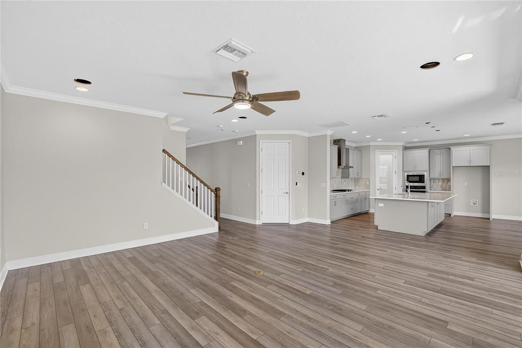 待售: $499,000 (4 贝兹, 2 浴室, 2810 平方英尺)