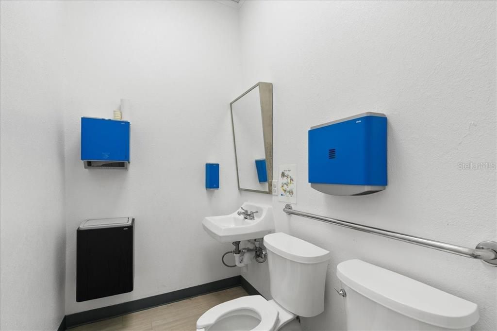 На продажу: $1,200,000 (0 спален, 0 ванн, 4206 Квадратных фут)