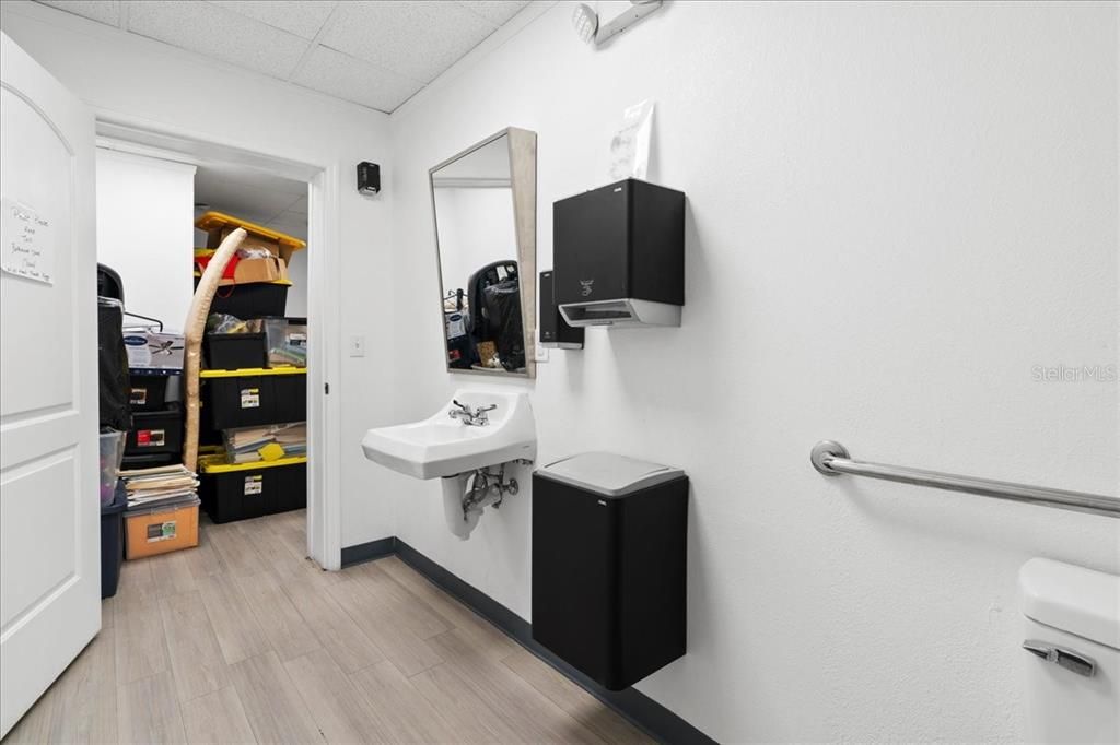 На продажу: $1,200,000 (0 спален, 0 ванн, 4206 Квадратных фут)