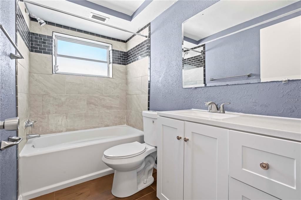 For Rent: $1,895 (3 beds, 2 baths, 1334 Square Feet)