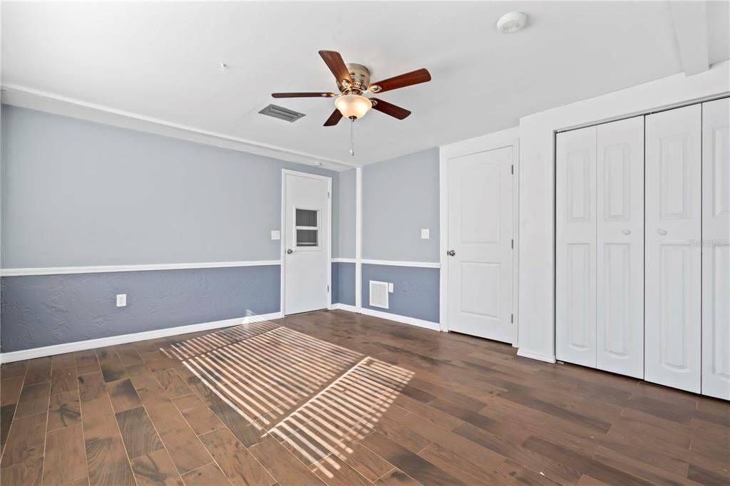 For Rent: $1,895 (3 beds, 2 baths, 1334 Square Feet)