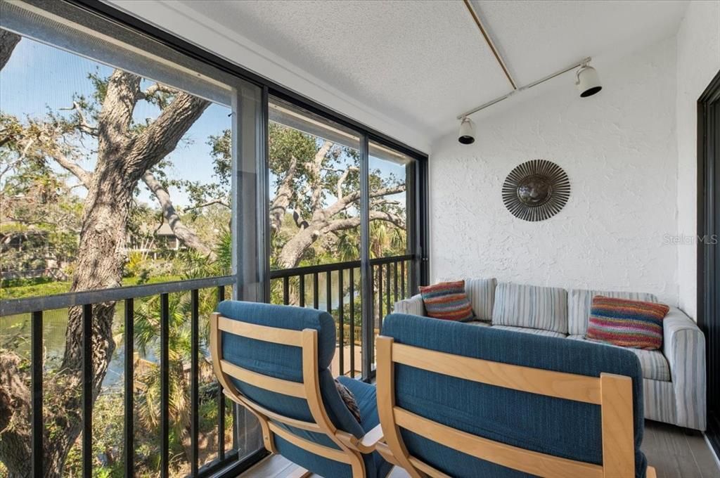 En Venta: $465,000 (2 camas, 2 baños, 1368 Pies cuadrados)