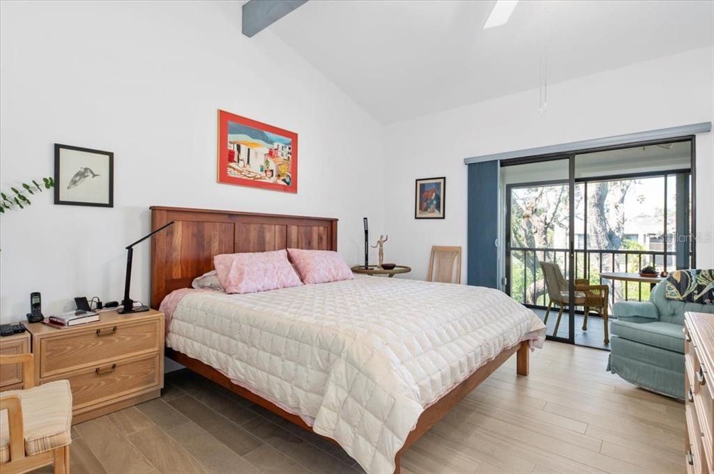 En Venta: $465,000 (2 camas, 2 baños, 1368 Pies cuadrados)