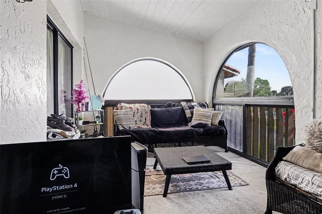 For Sale: $140,000 (2 beds, 2 baths, 1088 Square Feet)