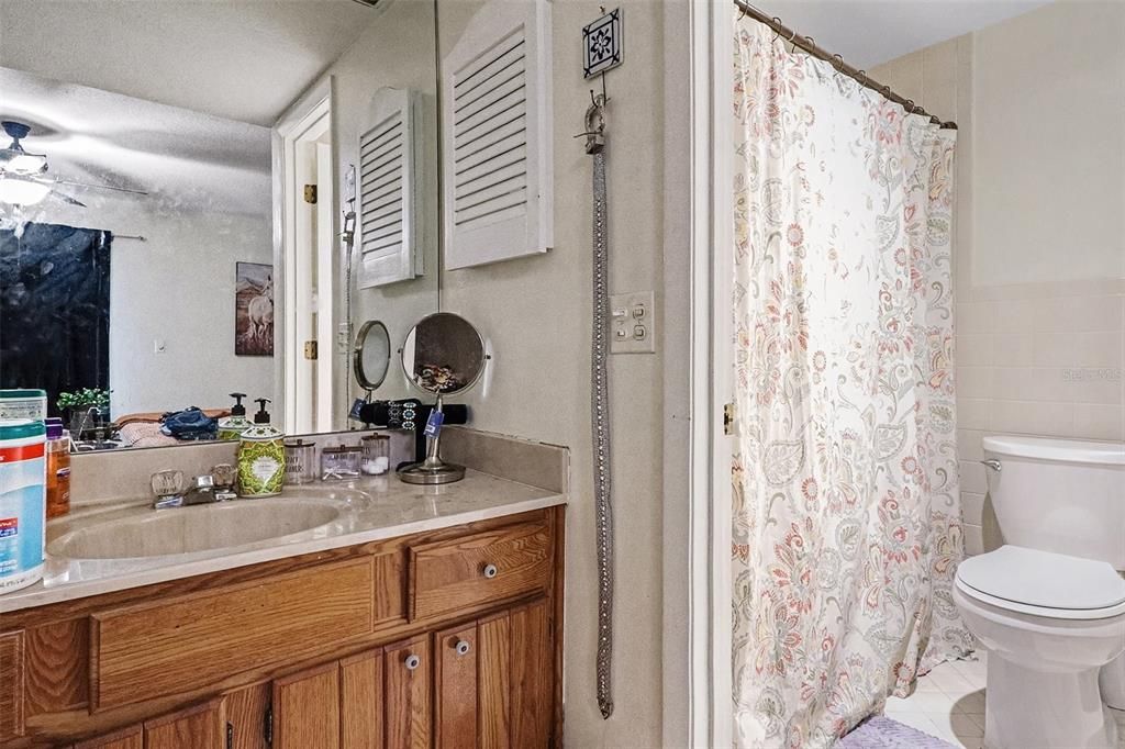 For Sale: $140,000 (2 beds, 2 baths, 1088 Square Feet)