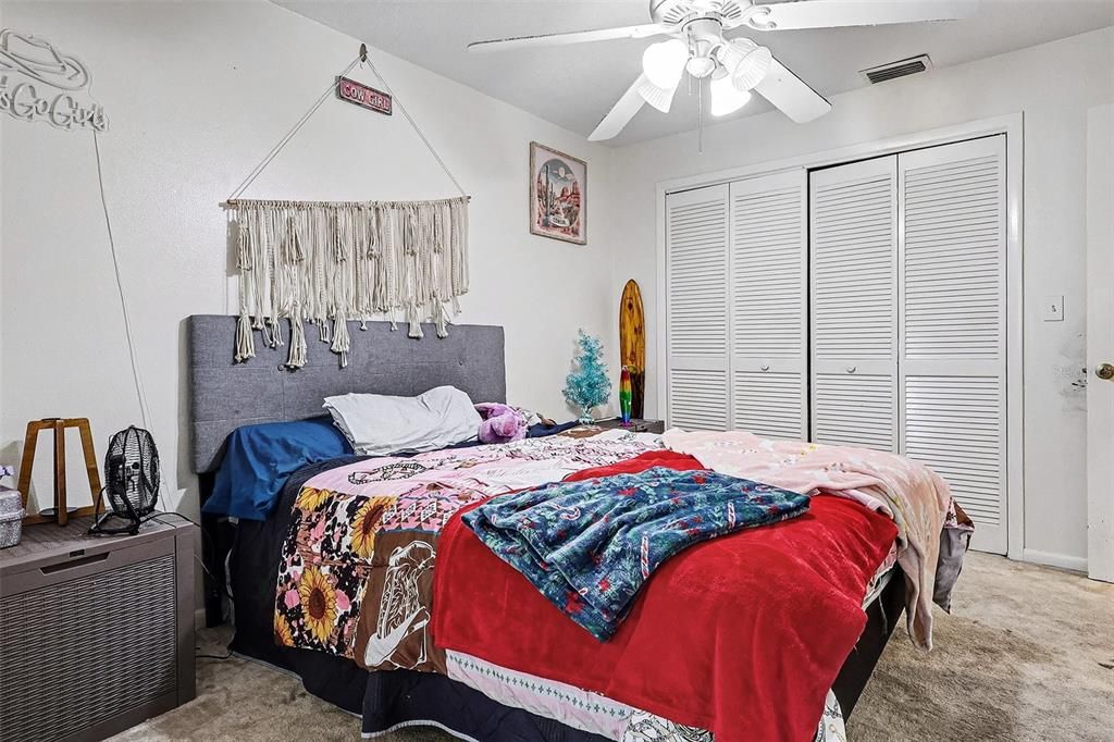 For Sale: $140,000 (2 beds, 2 baths, 1088 Square Feet)