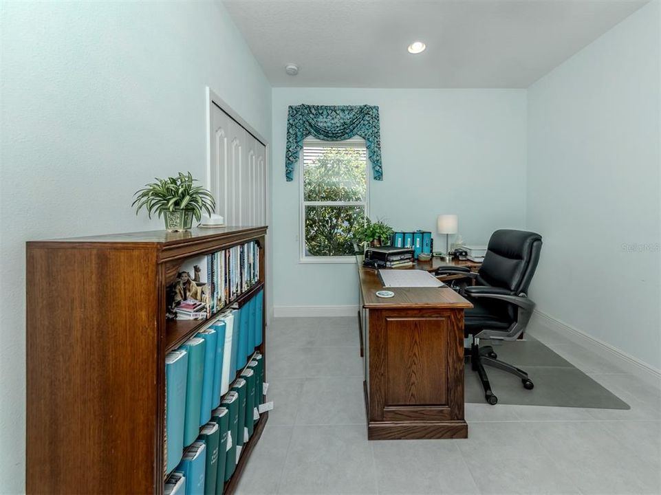 En Venta: $549,500 (3 camas, 2 baños, 1764 Pies cuadrados)