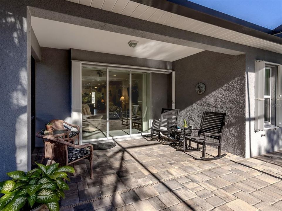 En Venta: $549,500 (3 camas, 2 baños, 1764 Pies cuadrados)