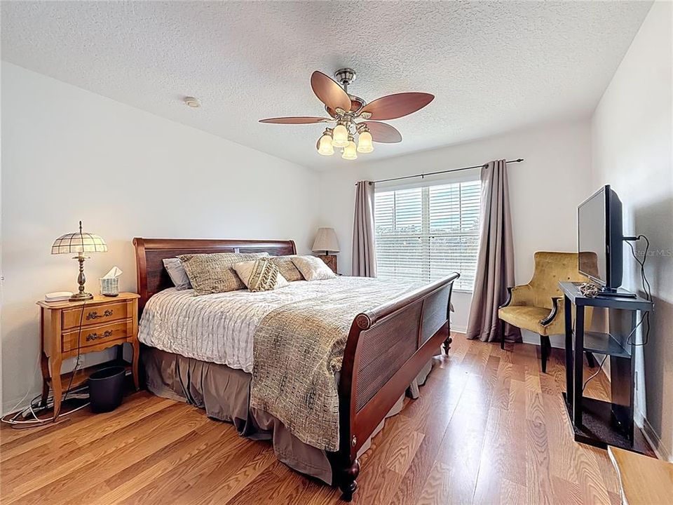 For Sale: $365,000 (3 beds, 2 baths, 1473 Square Feet)