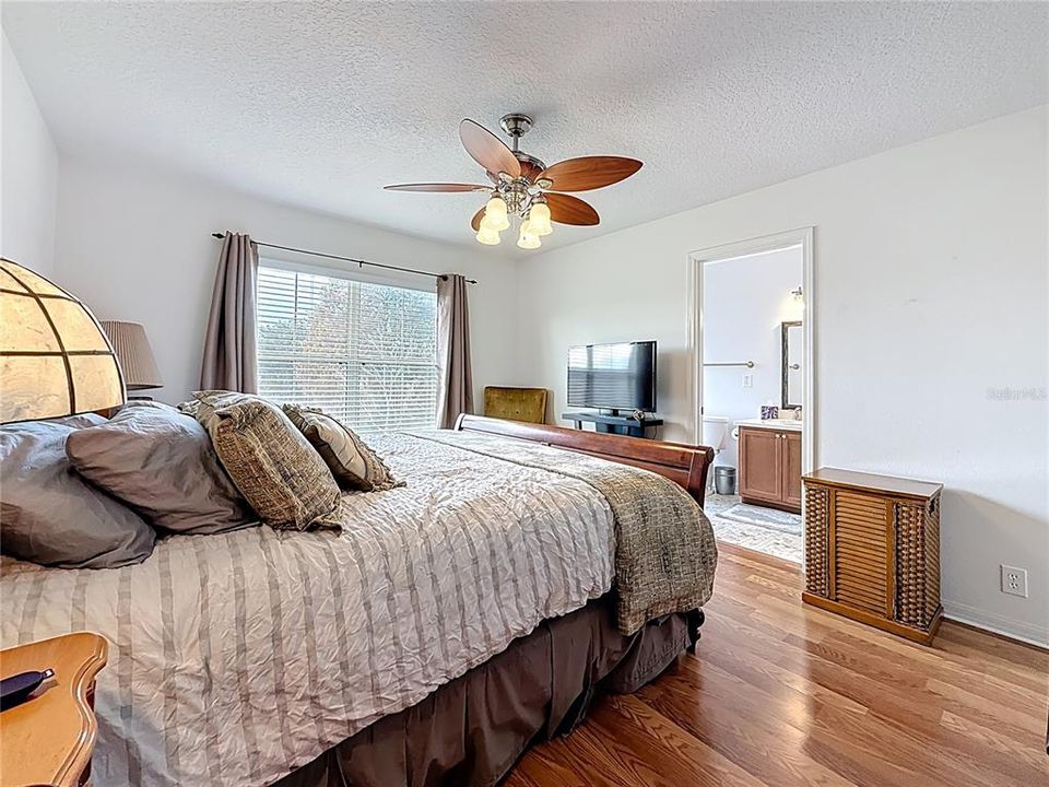 For Sale: $365,000 (3 beds, 2 baths, 1473 Square Feet)