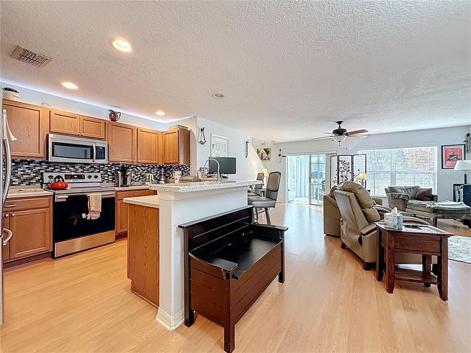 For Sale: $365,000 (3 beds, 2 baths, 1473 Square Feet)