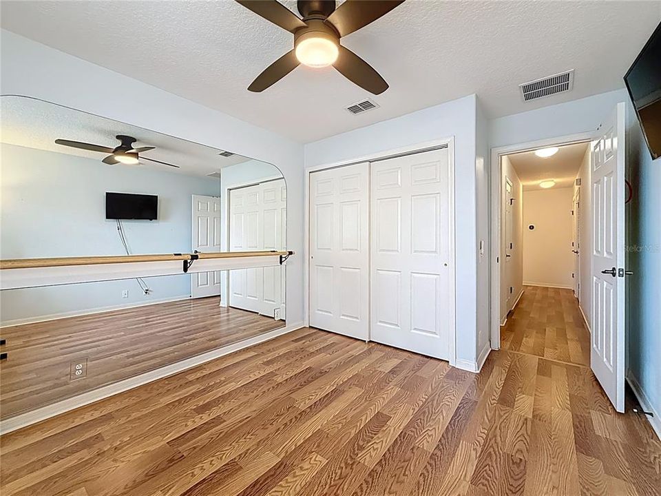 For Sale: $365,000 (3 beds, 2 baths, 1473 Square Feet)